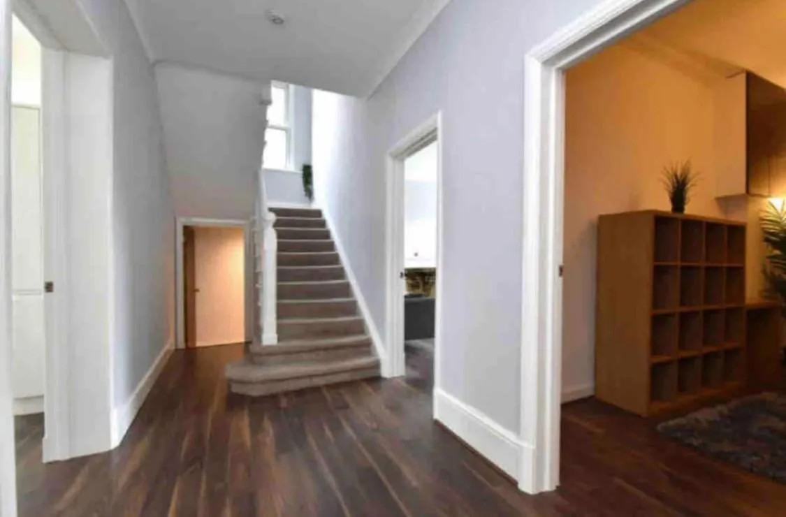 Homestay Eglentine Apartment London